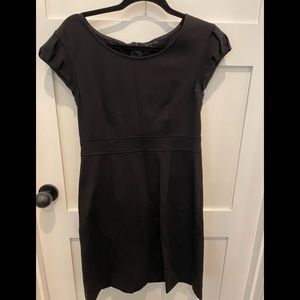 Theory stretchy capped sleeve dress size 10